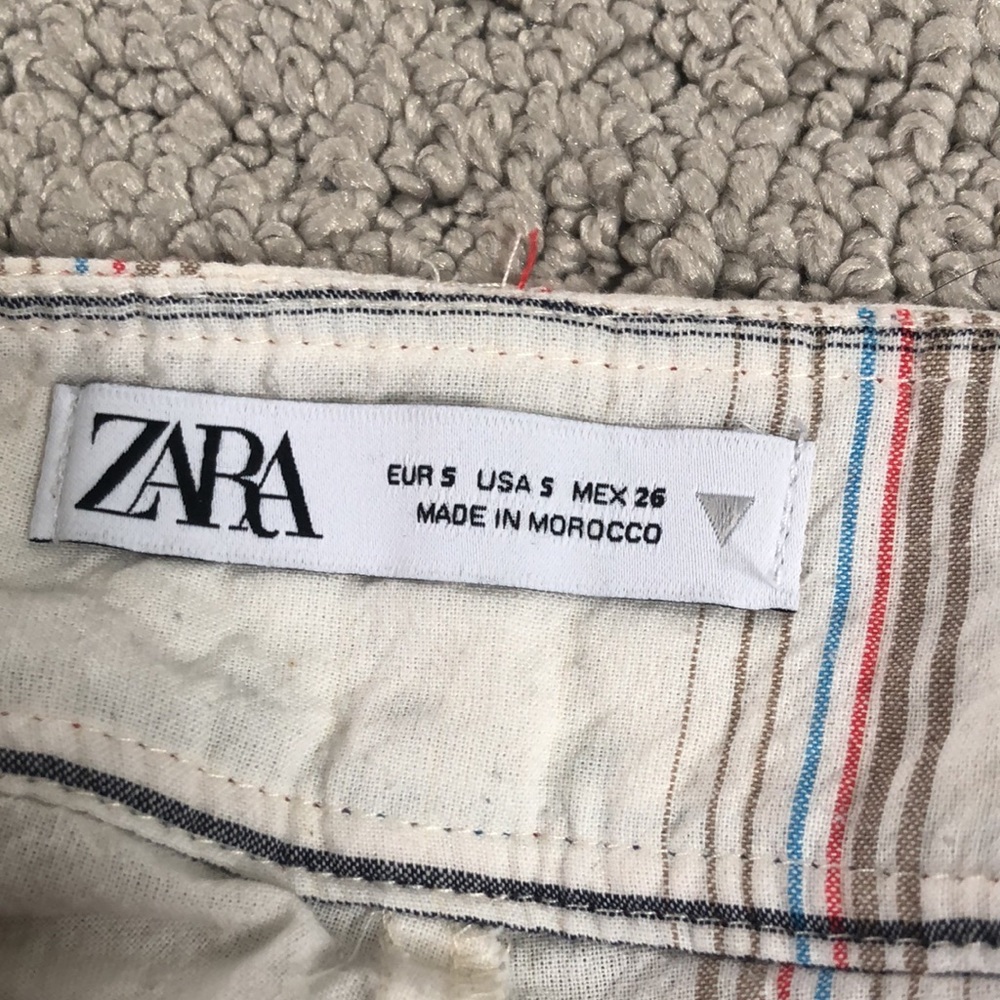 Zara | High Waisted Beach Shorts Cream with Red/Multicolored Detail Size… - Picture 3 of 3
